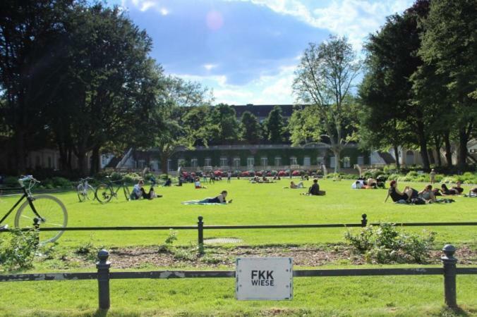 Berlin Mal Anders Erleben - Hier Tobt Das Leben Exterior photo
